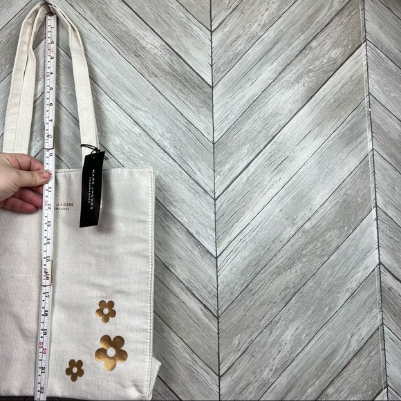 Marc Jacobs Daisy Tote Bag, Canvas Shoulder NWT - Picture 9 of 12